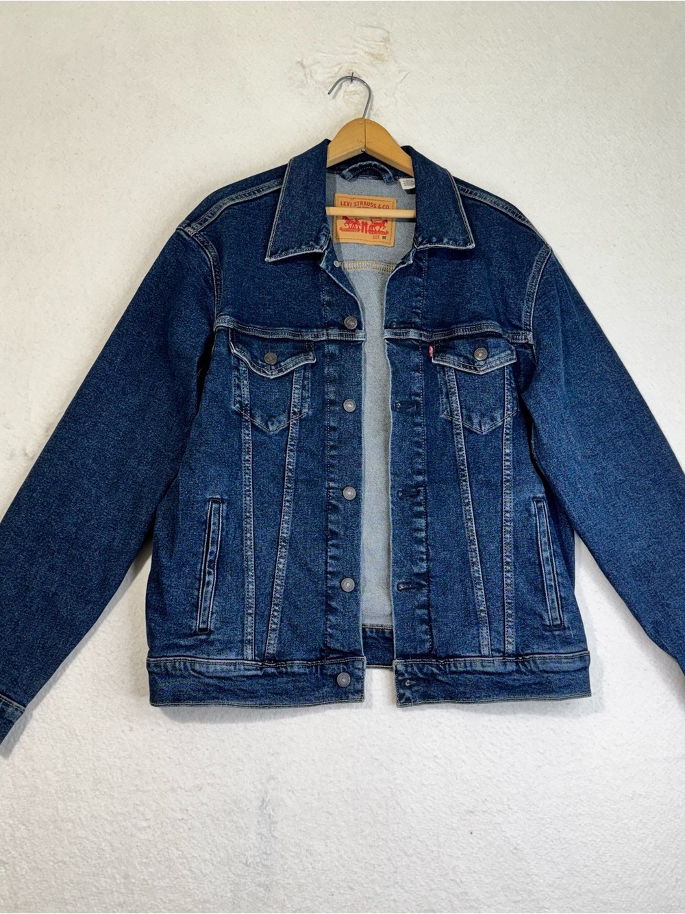 Levi's Men's Dark Blue Denim Trucker Jacket Classic Heavyweight Jean VTG Medium